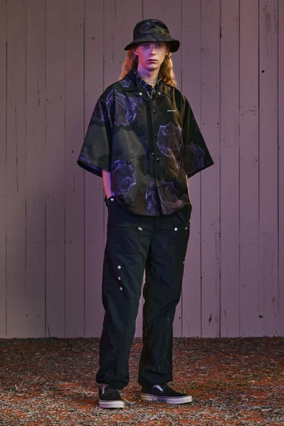 Look 24